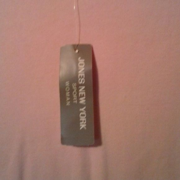 JONES NEW YORK SPORT WOMEN'S PINK TOP (NWT) - Picture 3 of 4